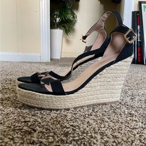 Size 10 black/tan wedges